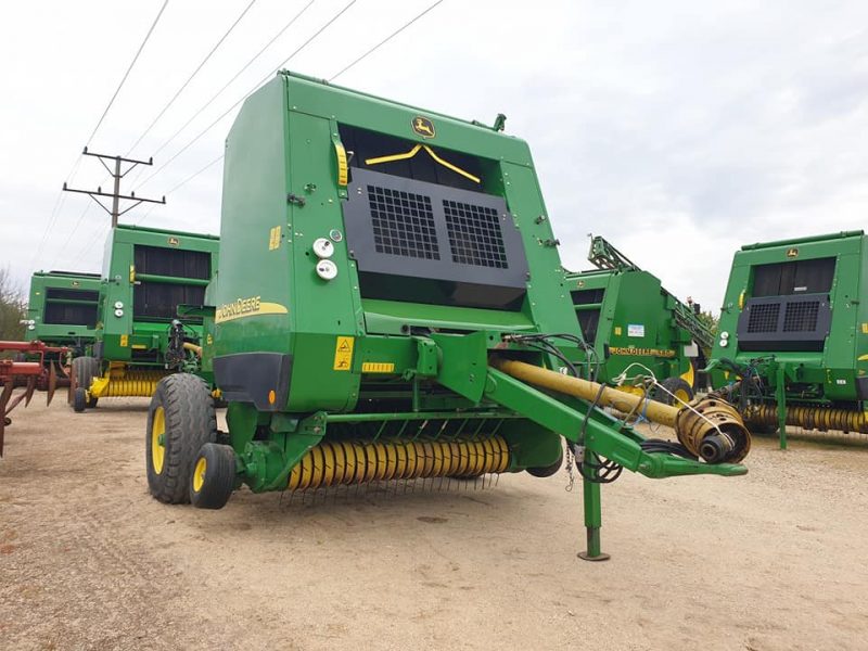 Рулон-преса John Deere 582