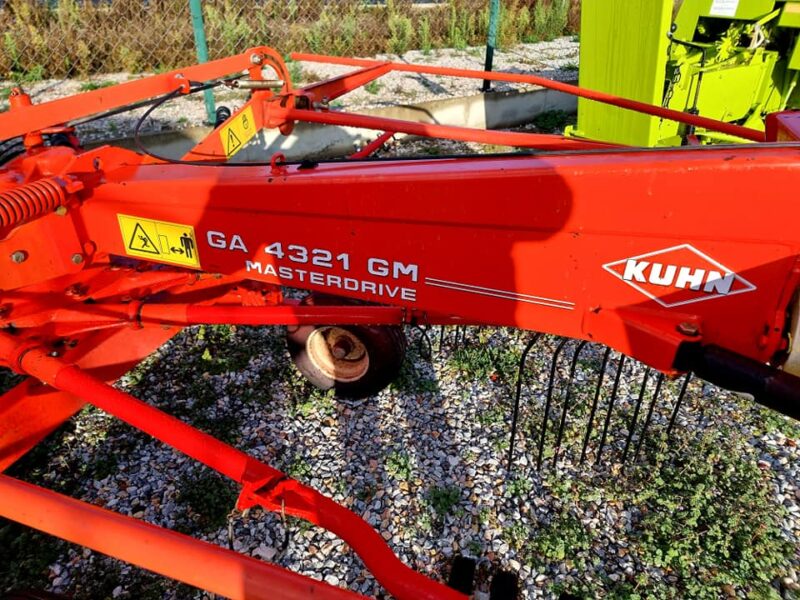 Професионален сеносъбирач KUHN GA 4321 GM
