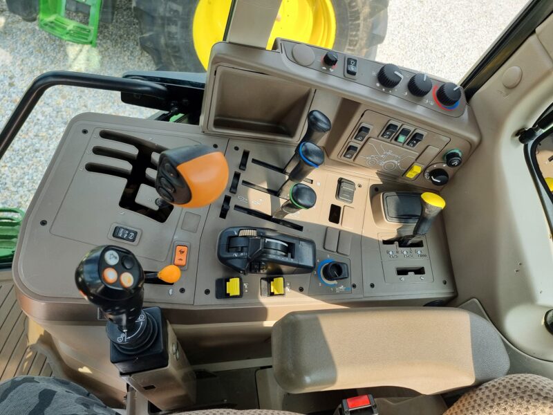 Трактор JOHN DEERE 6125 М