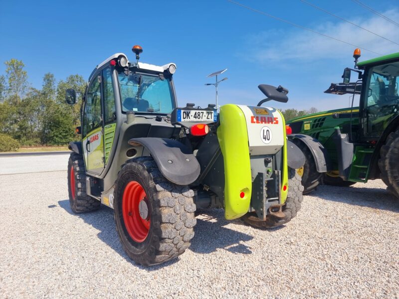 Телескопичен товарач CLAAS SCORPION 7030